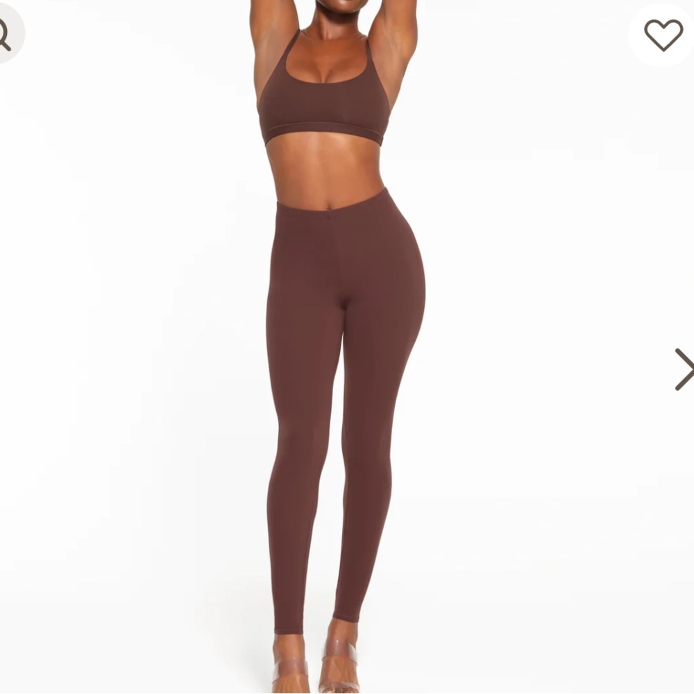 SKIMS ‘fits everybody’ leggings. Cocoa. Size XS. New with tags